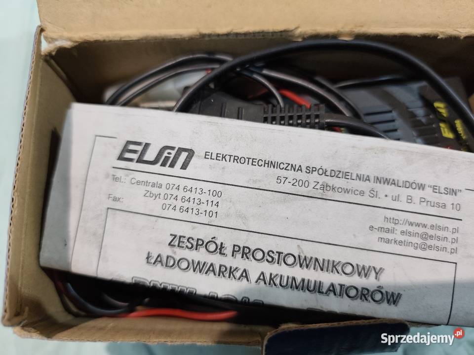 Prostownik do ładowania akumulatora motocykla Pszczyna