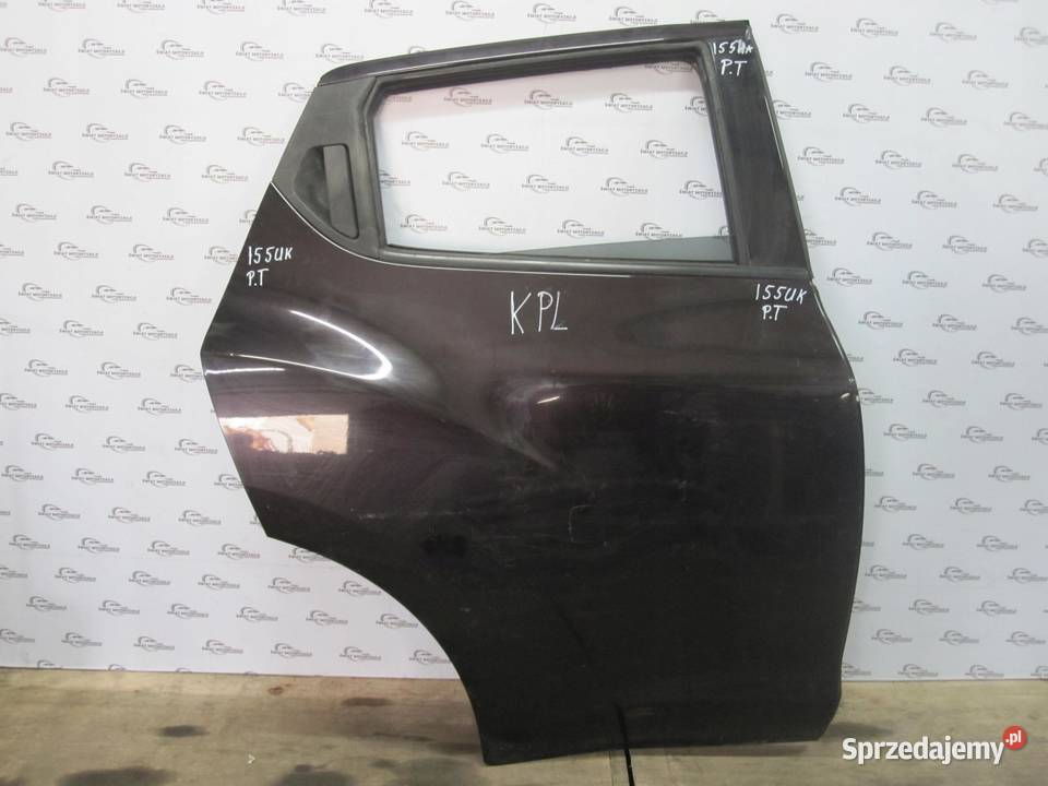 NISSAN JUKE I 13r drzwi prawe tył osobowe Drzwi