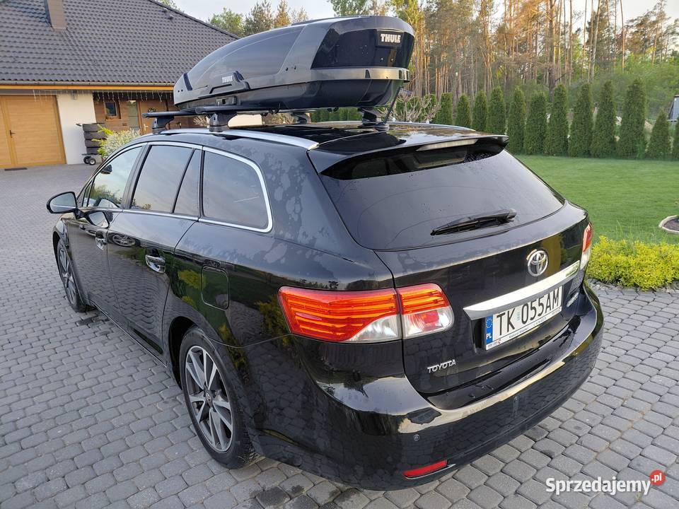 Toyota Avensis w stanie i wyposażeniu Nowiny
