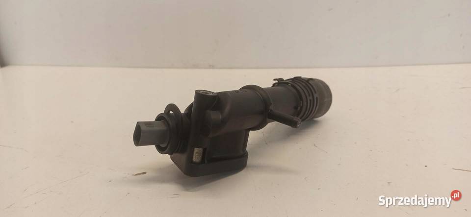 AUDI A5 A4 B8 KRÓCIEC TERMOSTAT WODY 03L121132A