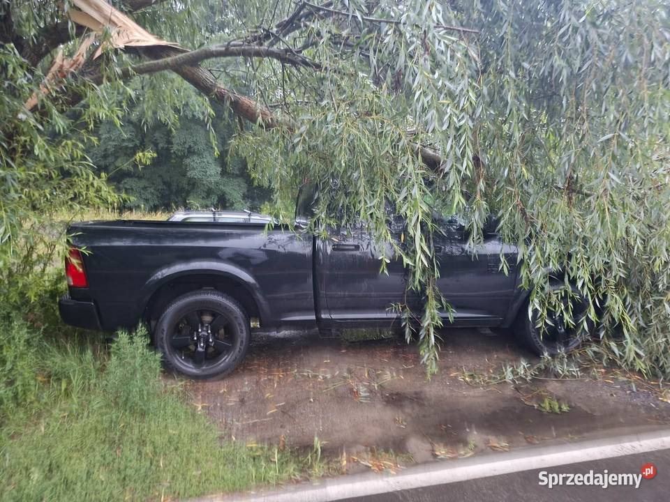 SprzedamZamienię RAM 1500 57 HEMI BENZYNA 146000km Toruń