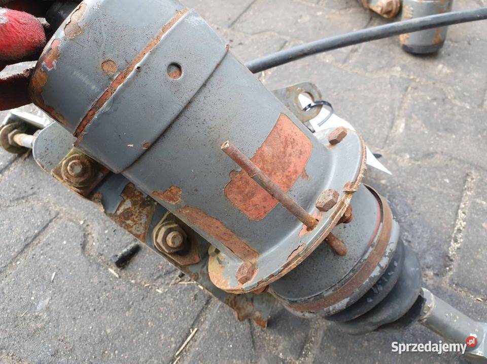 SIŁOWNIK PODNOSZENIA KABINY FENDT 926 VARIO kujawsko-pomorskie Lipno