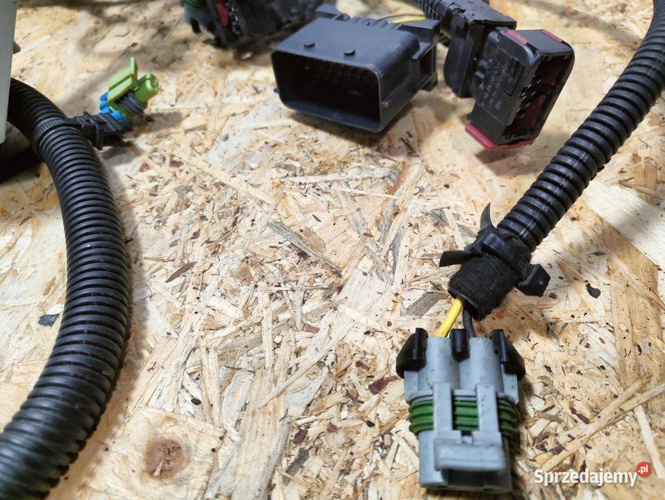 Instalacja Wiązka Pasa Przód Opel Corsa E 14 Pleszew