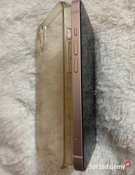 iPhone 13 różowy