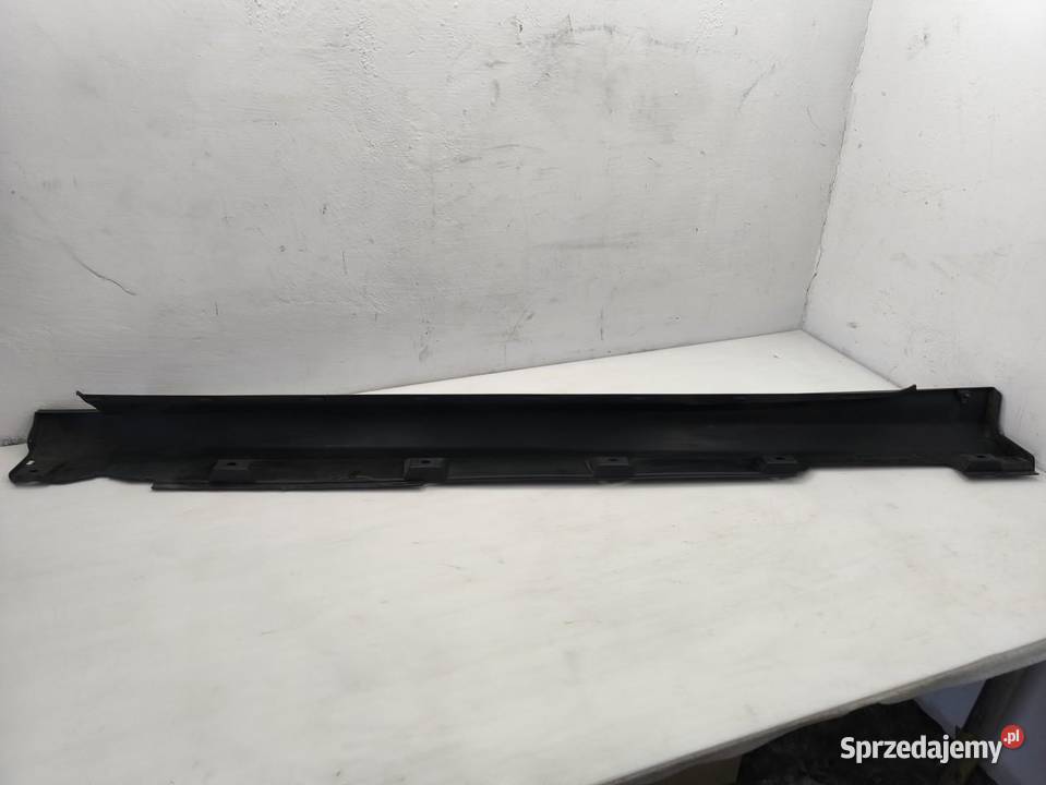 LISTWA OSŁONA PROGU PRAWA FORD FOCUS MK3 LIFT osobowe