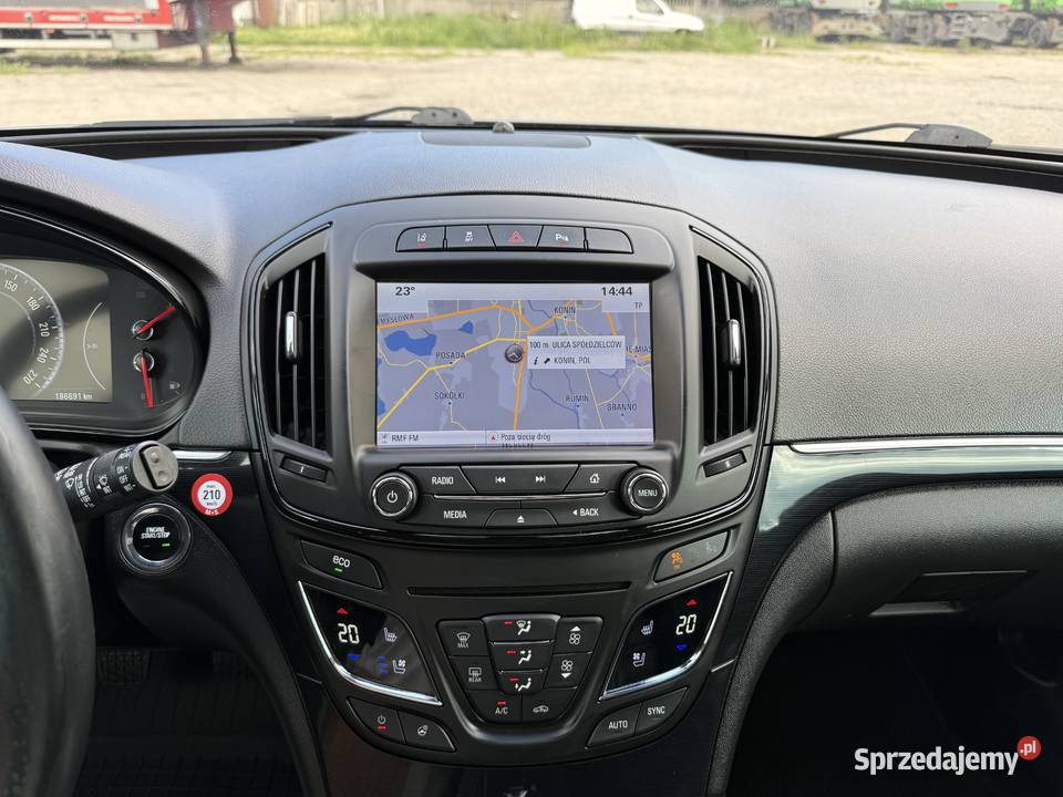 Opel Insignia 20 DIESEL Klimatronik Nawigacja autoalarm Konin sprzedam
