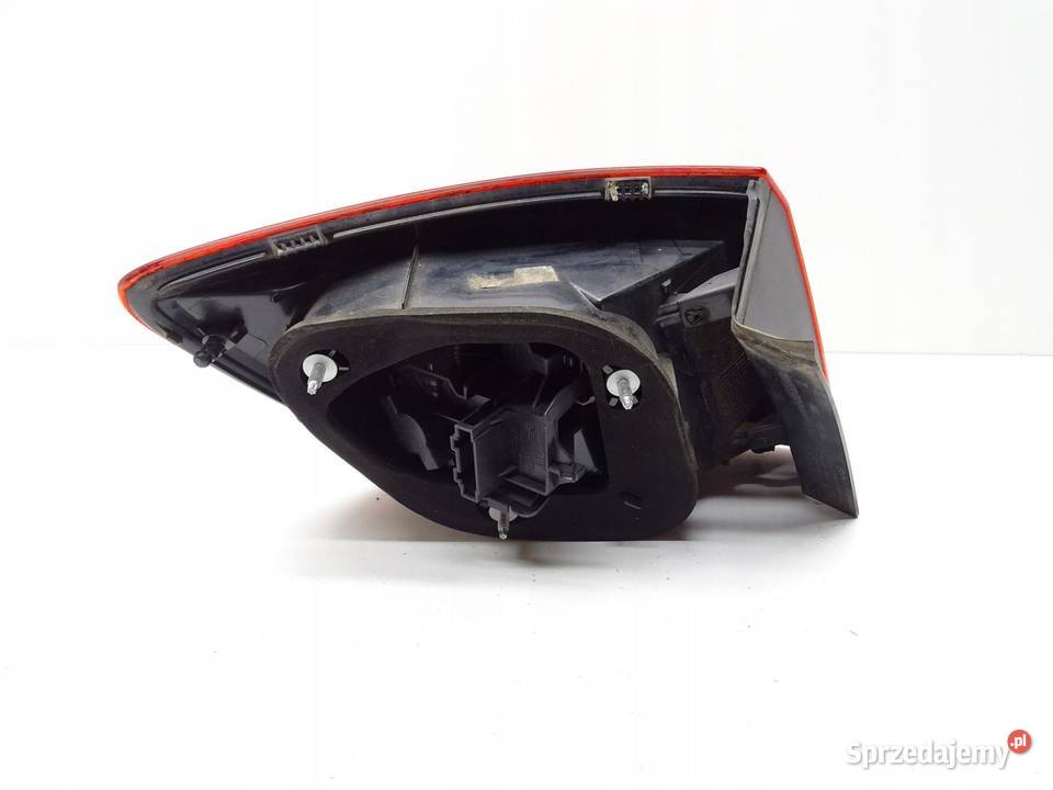 LAMPA PRAWA PRAWY TYŁ W BŁOTNIK 6J8945096D SEAT osobowe