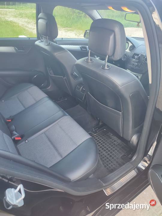 MercedesBenz klasa C W 204 32 CDI 2008r Gdynia