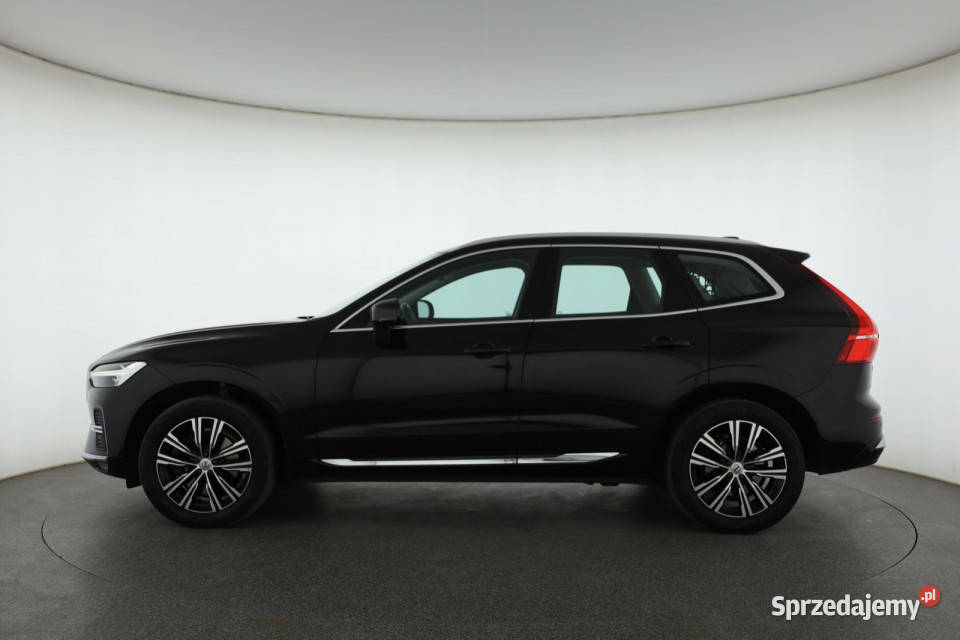 Volvo XC60 B4 AWD asystent pasa ruchu Piaseczno