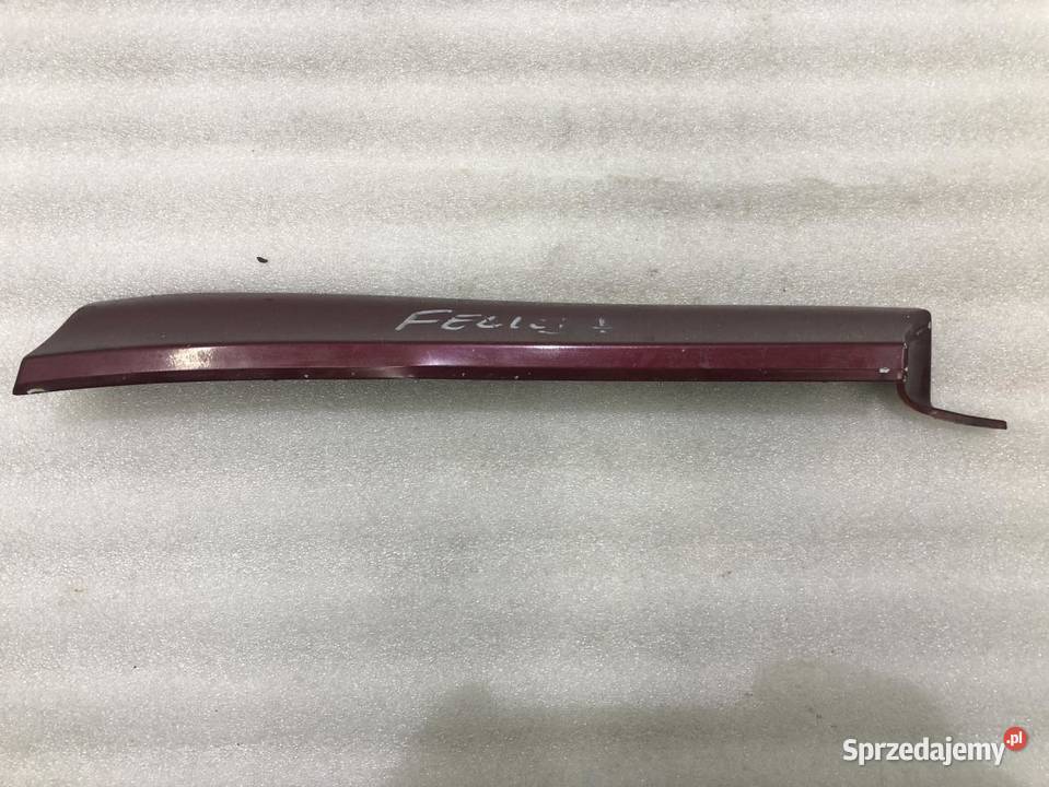 LISTWA POD LAMPĘ LEWY PRZÓD SKODA