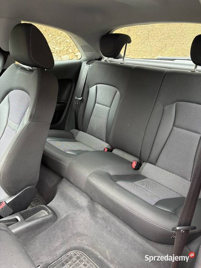 Audi A1 16 TDI 105 2010 Bogate wyposażenie OC i 105KM śląskie Wisła sprzedam