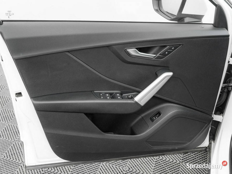 Audi Q2 WZ331GX35 TFSI S tronic Czpark LED 2 kurtyny powietrzne Gdańsk sprzedam