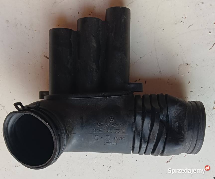 RURA SSĄCA POWIETRZA 04E129651C VW AUDI SKODA osobowe Części samochodowe Przemyśl