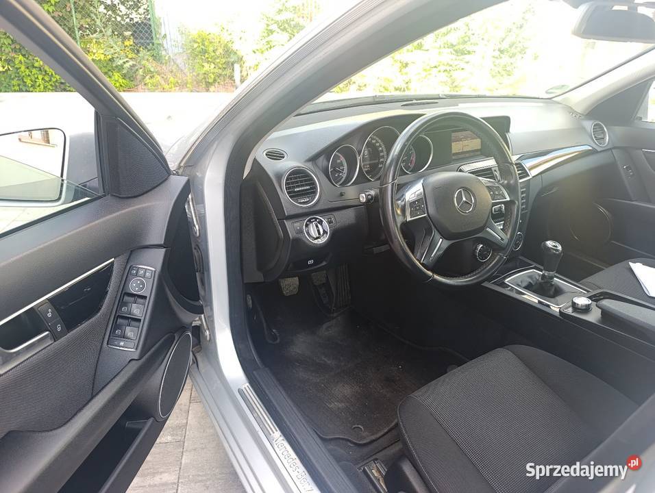MercedesBenz w204 LIFT c180 benzyna 1 czujnik zmierzchu Dębica sprzedam