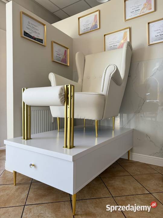 Podest do pedicure z fotelem Nowy Promocja Sierakowice