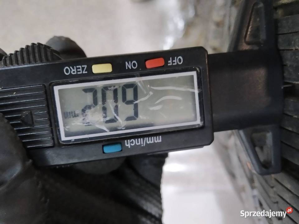 4X OPONA ZIMOWA BARUM 19565R15 91T 4616 641 557 65