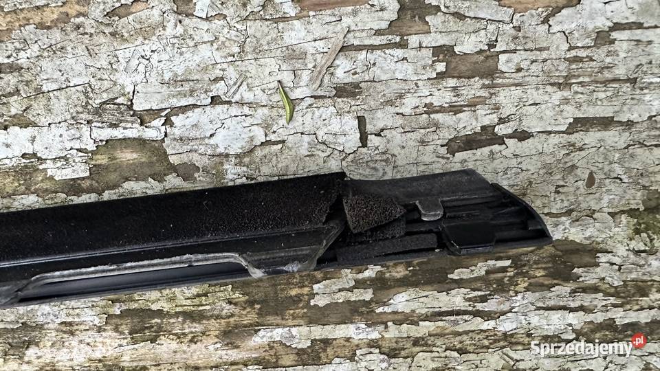 Kia Picanto II Uszczelka Zgarniacz Listwa Prawa Uszczelki Radziszów