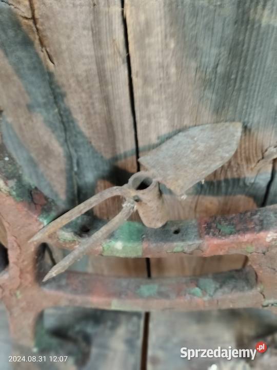 Stara motyka ogrodowakopaczka