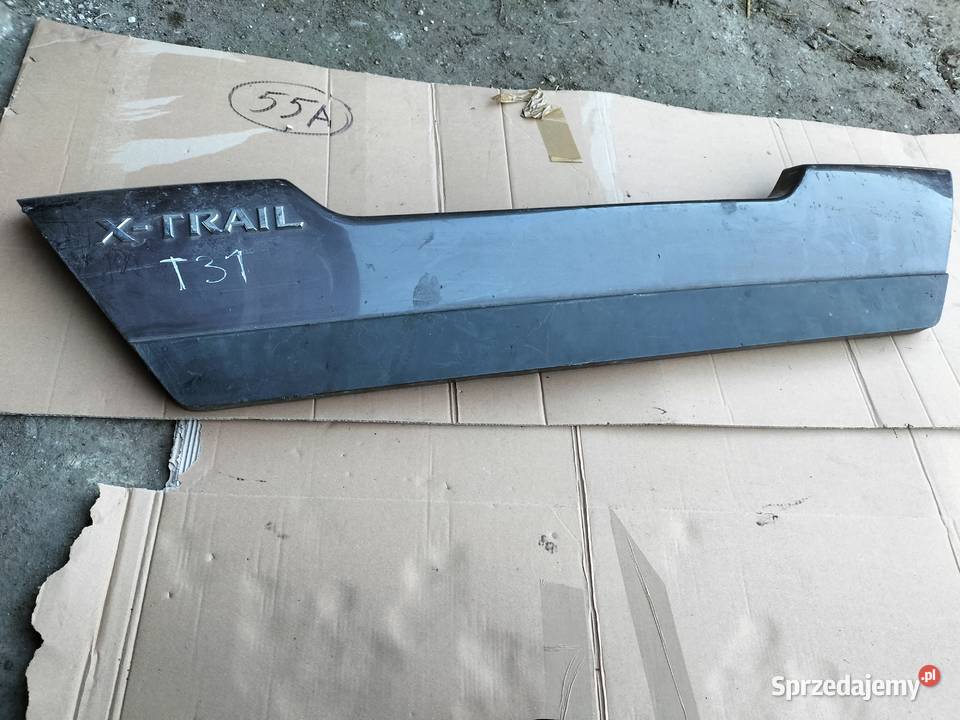 Nissan XTrail T31 NAPIS EMBLEMAT BLENDA OSŁONA Listwy i nakładki Kamień-Kolonia