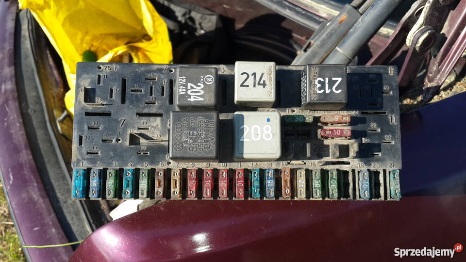 Kostki przewody kable wtyczki do Audi 80 b4 Sejny