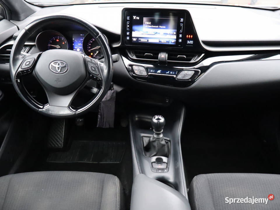 Toyota CHR 12 Turbo srebrny Katowice