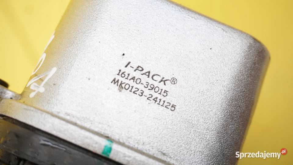 PRIUS III AURIS 18 HYBRID 13r 2XRFXE pompa wody Pompy wody