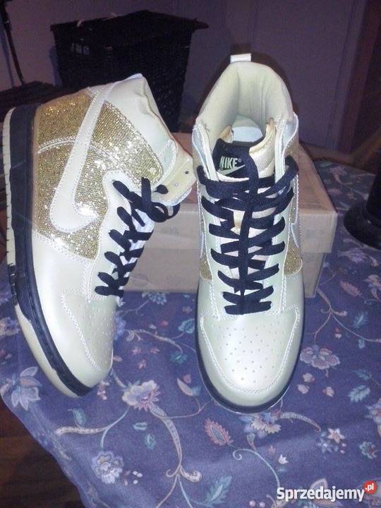 Sprzedam Nike Dunk High 40 Nowe