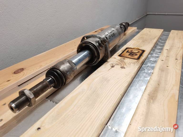 Holland LM 5040 Cylinder hydrauliczny skrętu Wilkowo sprzedam
