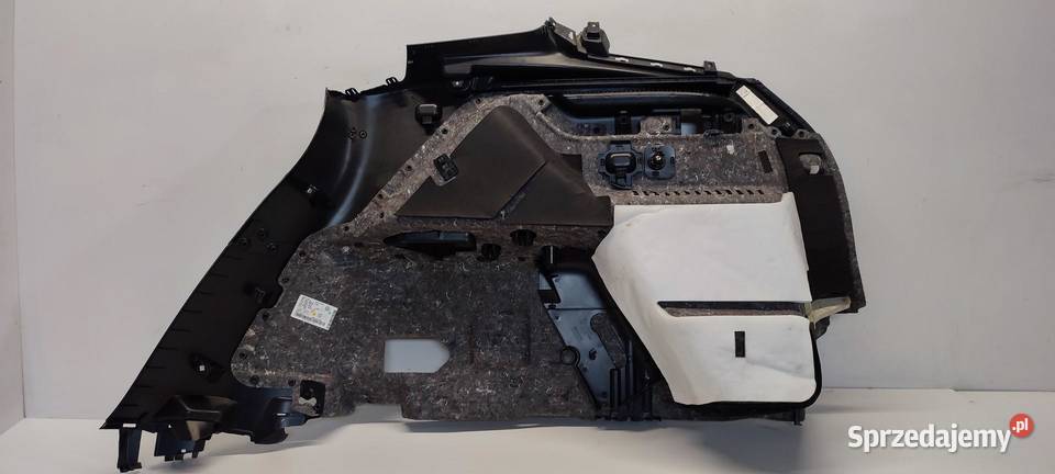 VW TAYRON BOCZEK BAGAŻNIKA LEWY 57L867033B