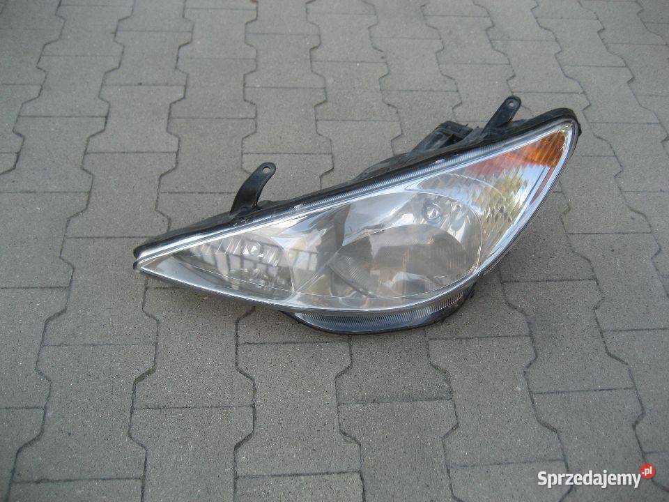 toyota previa 9906r lampa przód lewa europa wielkopolskie Rakoniewice