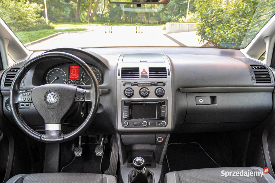 Volkswagen Touran Lift Bezwypadkowy manualna Touran Wrocław