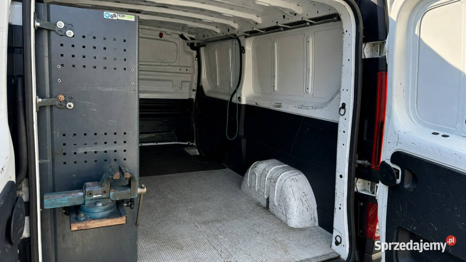 Renault Trafic 16 CDTi 121 3osobowy zabudowa Zarejestrowany w Polsce Gdynia