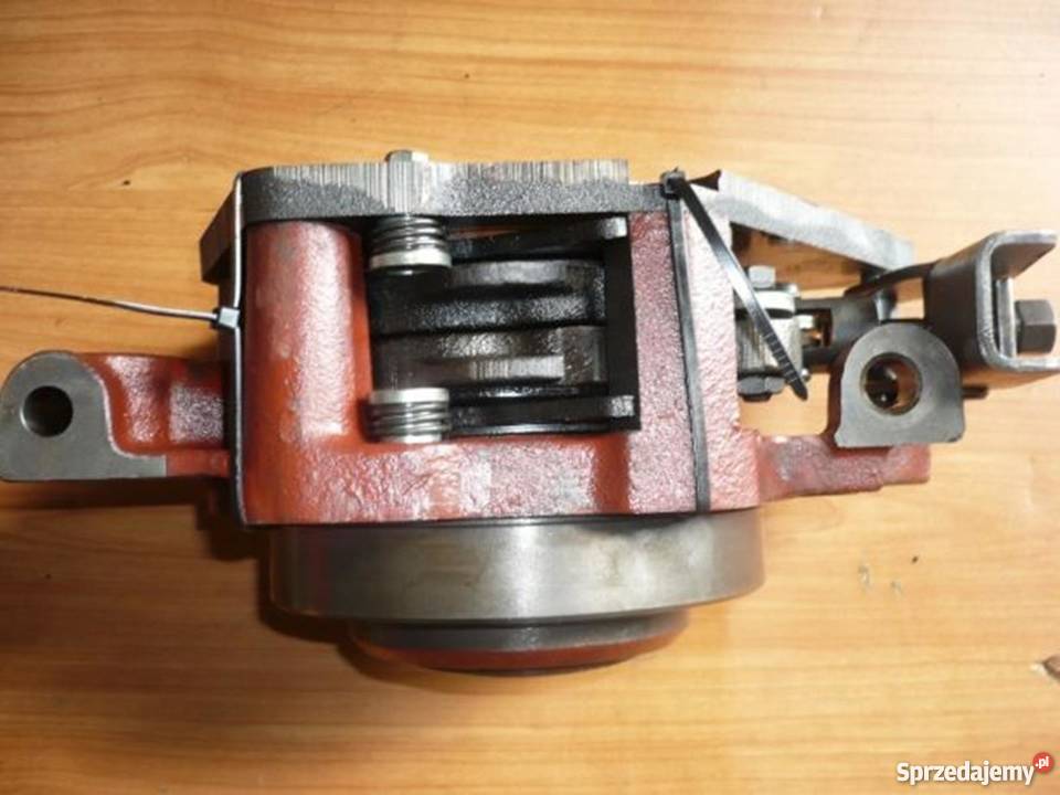 Rozpierak Hamulca Ręcznego Massey Ferguson nieuszkodzony Siemiatycze