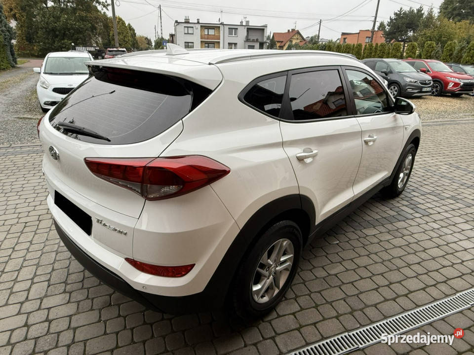 Hyundai Tucson 16 132 Klima Navi Kamera III Rok produkcji 2018 Orzech