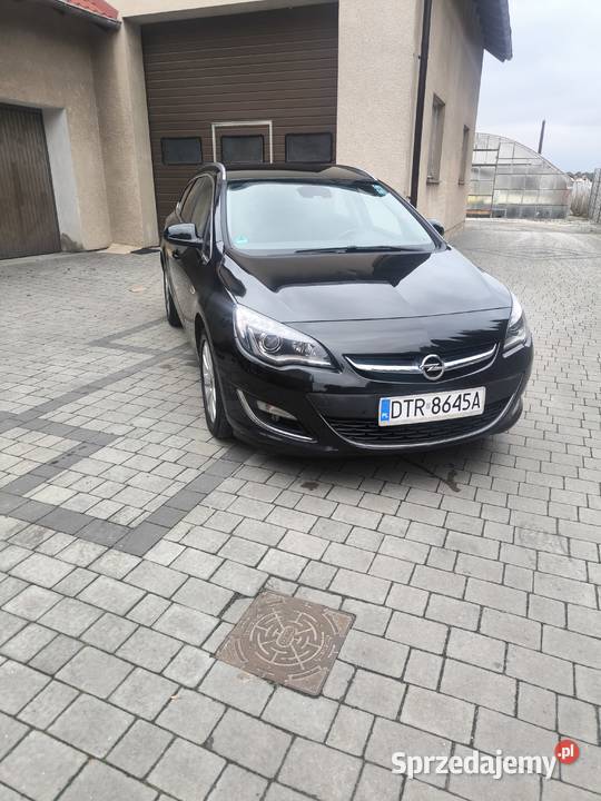 Opel Astra 20 CDTI 165 2014 Kombi Pełna Kombi Wrocław sprzedam