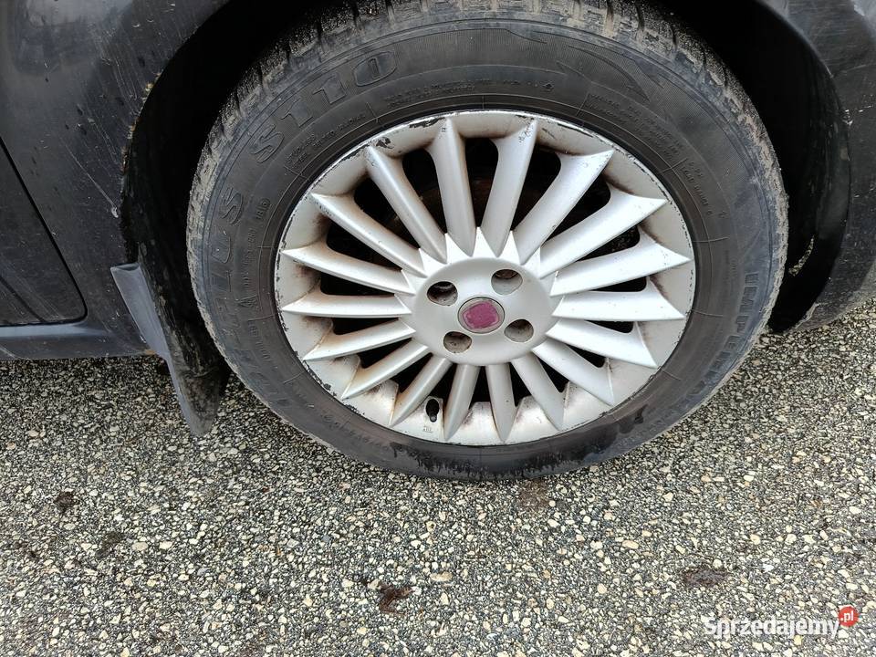 Komplet felg aluminiowych 16 Fiat 4X98 Słomniki sprzedam