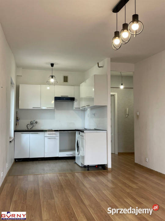 sprzedaży mieszkania Piotrków Trybunalski 585m2