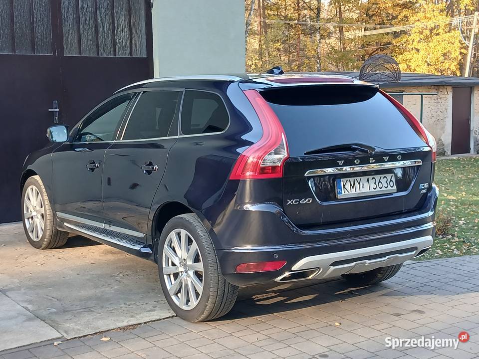 VOLVO XC 60 2016 24D 240 Lasek