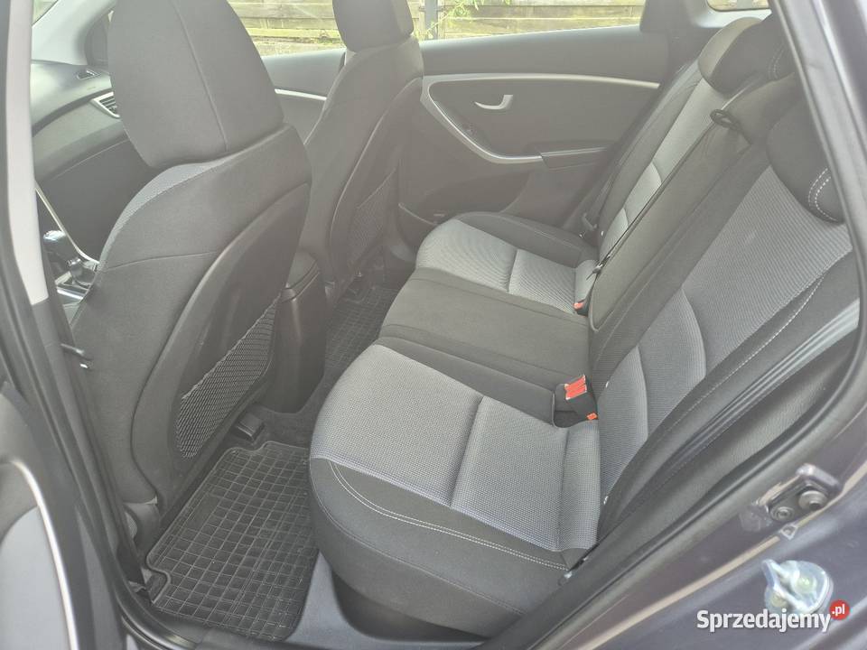 Hyundai i30 2016 lift 16 benzyna bezwypadkowy manualna sprzedam