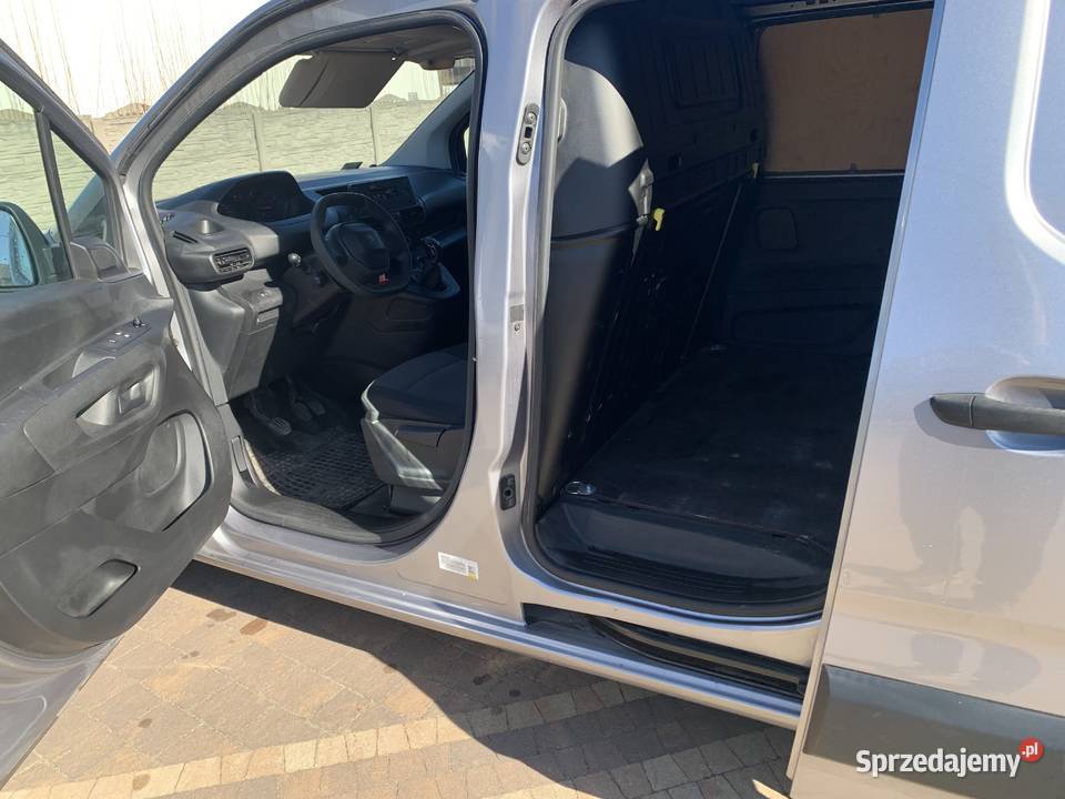 Polski salon Bezwypadkowa vat 23 Myszków