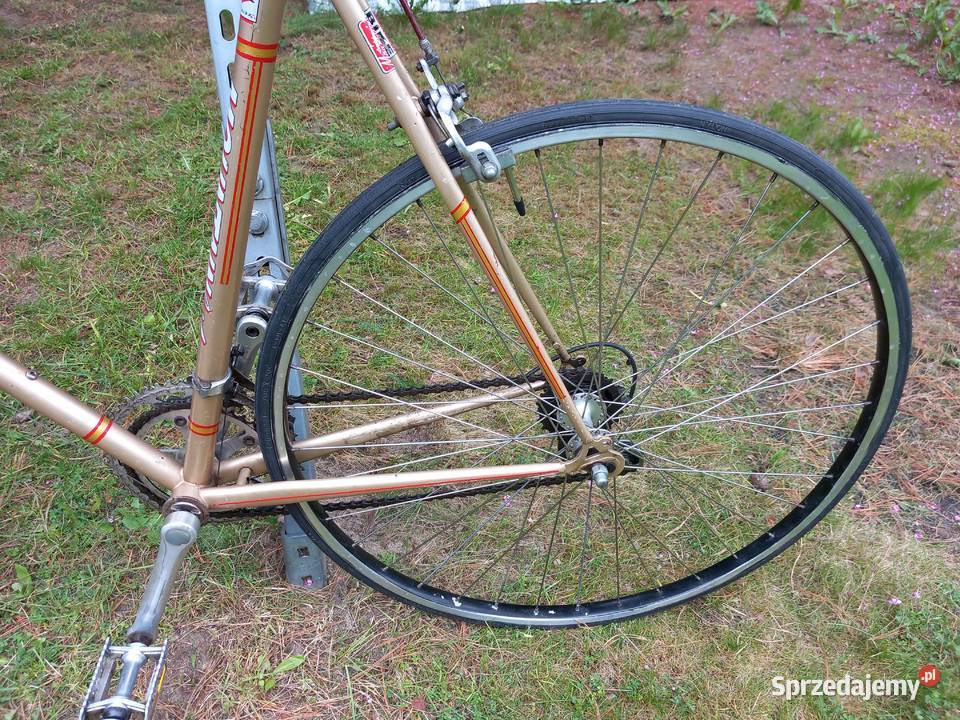 stary zabytkowy szosowy rower vintage Mountain