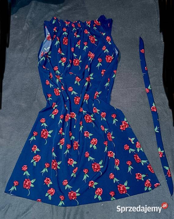 Śliczna sukienka w kwiatki Toruń