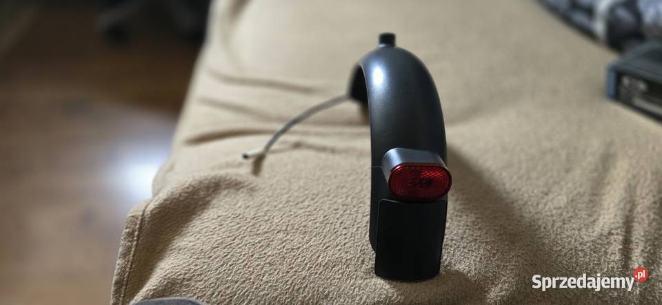 Sprzedam Błotnik Tylny z Lampa do Hulajnogi sprzedam