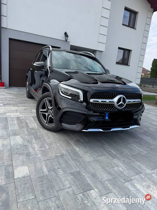 Mercedes GLB180 wielofunkcyjna kierownica