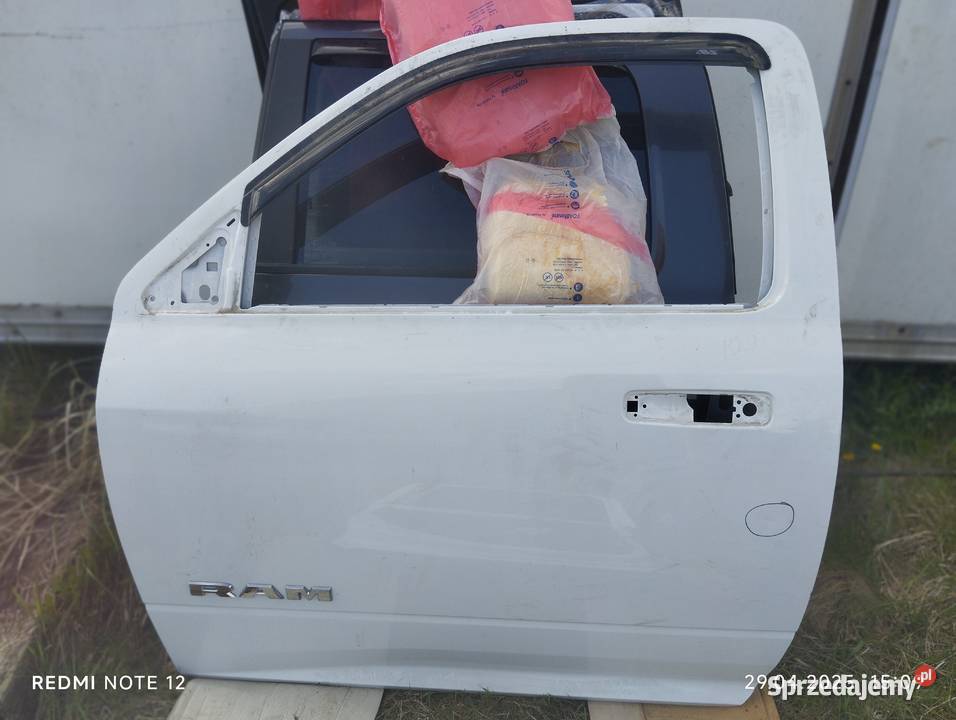 Drzwi Dodge ram 1500 lV generacja 2092018 V pomorskie Mojusz