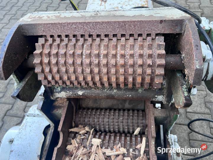 Rębak do drewna zrzyn tartacznych Klockner Produkcja Juszczyn