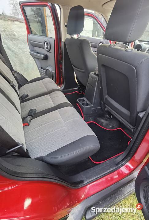 DODGE NITRO 28 CRD 4X4 SXT OPONY YOKOHAMA STAN 229000km Kłodzko