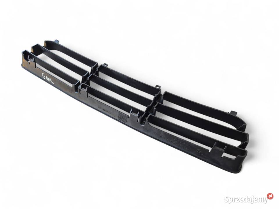 KRATKA ZDERZAKA PRZOD ŚRODKOWA VW BORA Atrapy Działoszyce