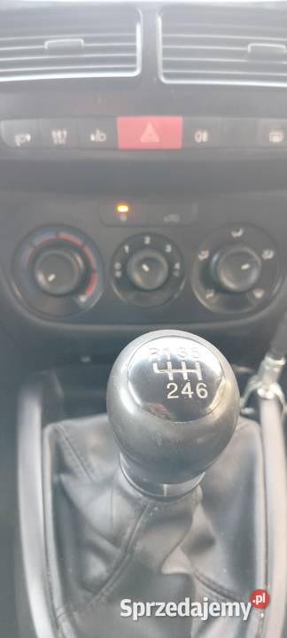 Opel combo 16 diesel 2012r LONG ciężarowy klima 640000km Środa Śląska sprzedam