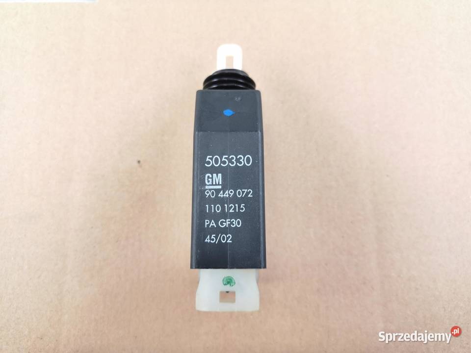 SIŁOWNIK ZAMKA DRZWI PRAWY PRZÓD SAAB 900 94 ASO sprzedam